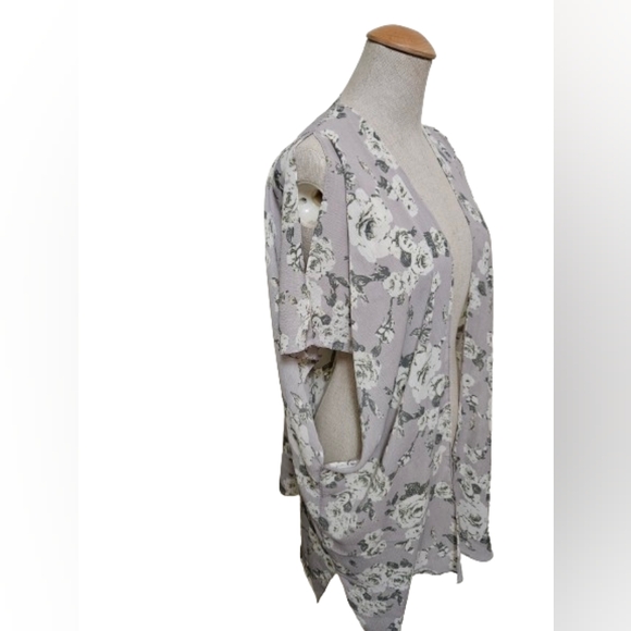 David Young One Size EUC Cold Shoulder Kimono - Picture 2 of 7